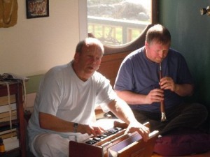 Bhakta Andy merrily blowing away on his Shenai--I love it!!